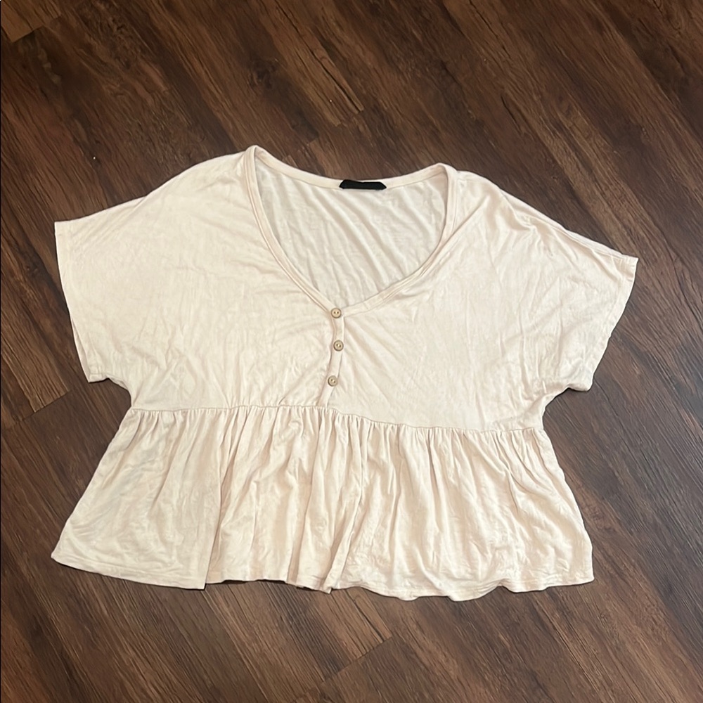2 saints babydoll ruffle cropped shirt small